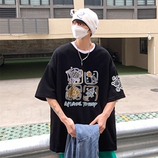 黑色