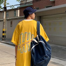 黄色