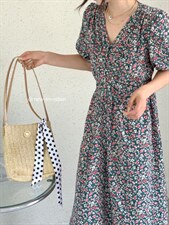 碎花连衣裙，女装连衣裙，浪漫E点