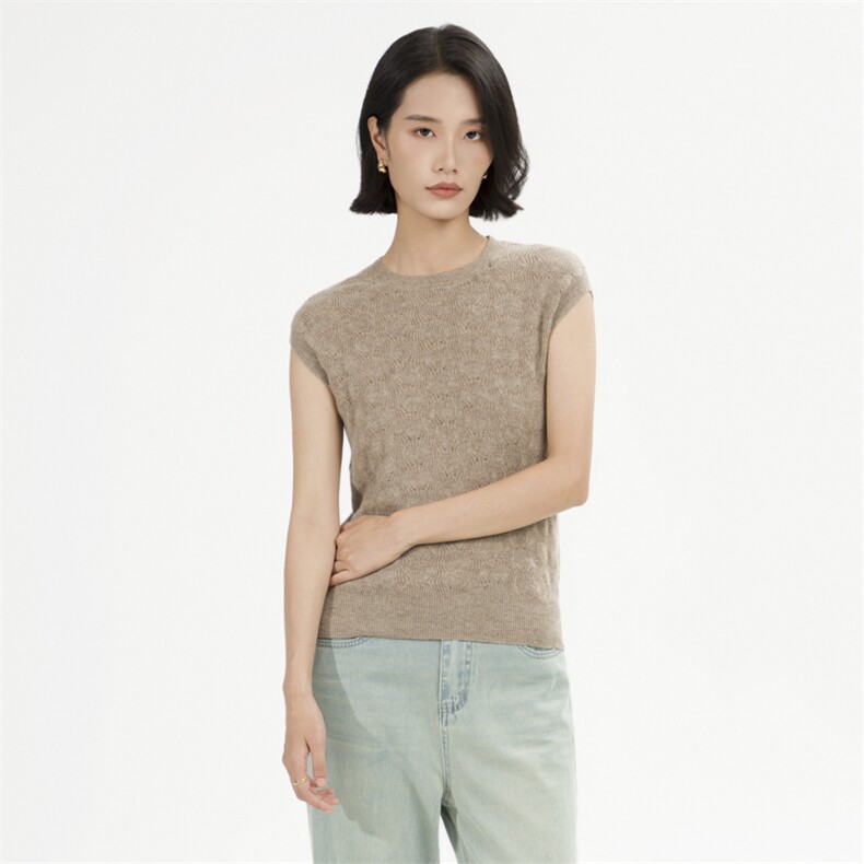 30%羊绒套头圆领纯色2024年秋季无袖显瘦针织背心，女装羊绒衫，巾兮羊绒