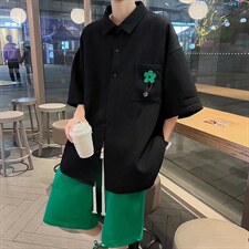 黑色