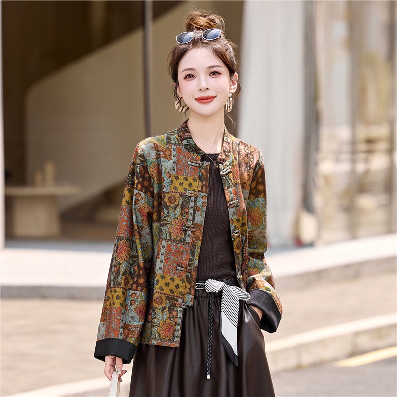 新中式复古印花盘扣外套女2025秋季新款洋气显瘦减龄百搭立领上衣,女装短外套,韩宇舍
