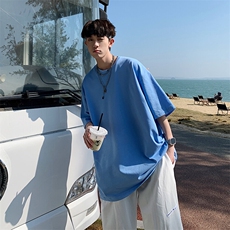 浅蓝色
