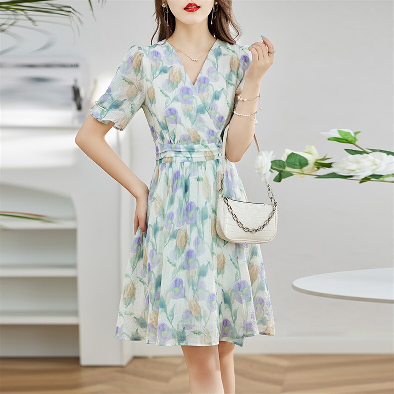 碎花连衣裙女夏2025新款小个子茶歇法式气质显瘦显高精致绝美裙子,女装连衣裙,魅丽静蓝