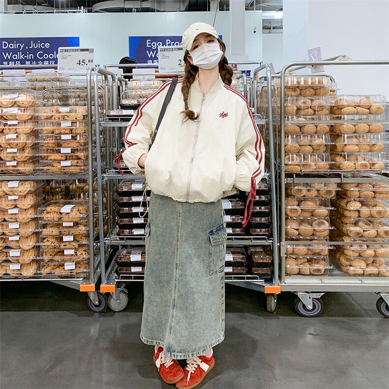 米白色棒球服外套女2025春季新款韩系学院风小个子超好看夹克上衣,女装短外套,2C201