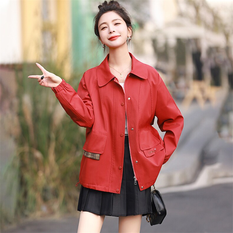 红色外套女春秋时尚百搭2025年新款妈妈高端洋气风衣欧货夹克上衣,女装短外套,丽影随形