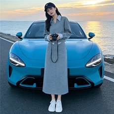 设计感气质时尚套装女秋季新款拼接衬衫领假两件卫衣半身裙两件套，女装套装/套裙，江南