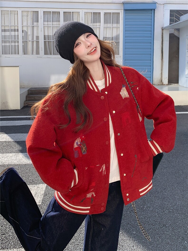 2025红色休闲韩系条纹棒球服外套女毛绒绒冬季羽绒服保暖上衣新款,女装羽绒服,艾米莉亚