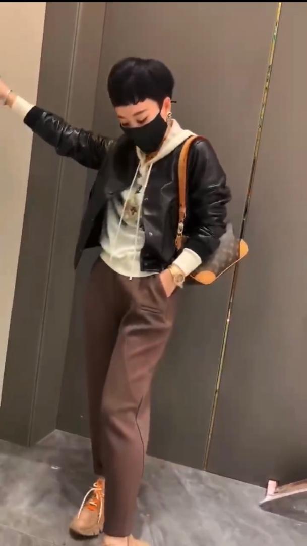 2021秋季新款棒球领黑色皮夹克短款外套潮女装,女装其它,L·H·X