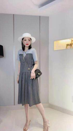 针织拼接连衣裙,女装连衣裙,衣香丽舍