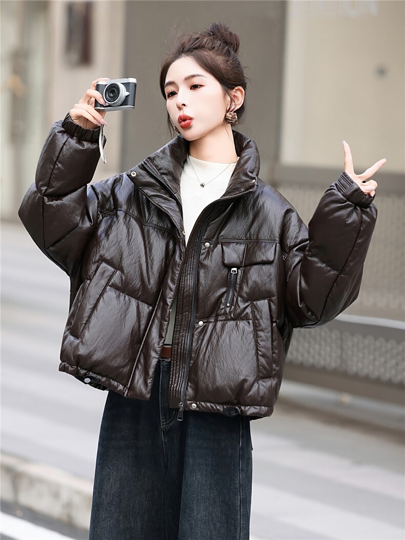 高端柔软蛋白皮时尚羽绒服女免洗立领皮衣时尚韩版时尚2026冬新款,女装羽绒服,意芙