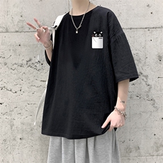 黑色