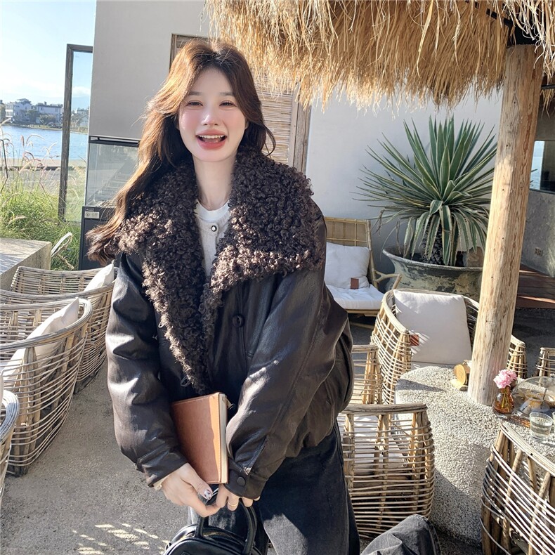 美拉德巨好看蛋白皮衣羽绒服女2025冬季新款双子星高端高级外套,女装羽绒服,艾米莉亚