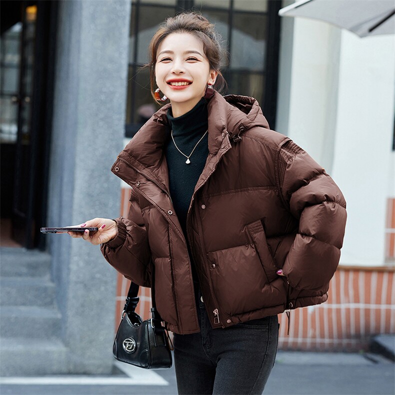 轻薄90%白鸭绒羽绒服女2024新款冬季保暖极简百搭连帽短款外套,女装羽绒服,美沁