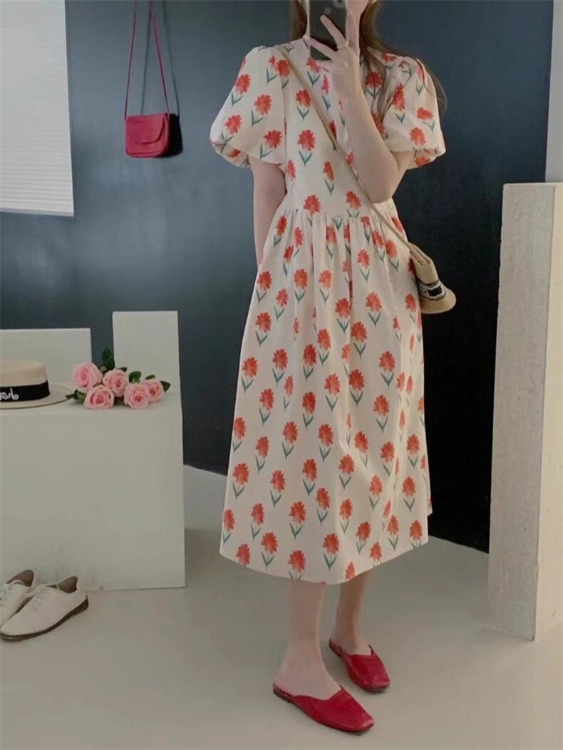 韩风小花连衣裙，女装连衣裙，欧妮卡蒂蔓