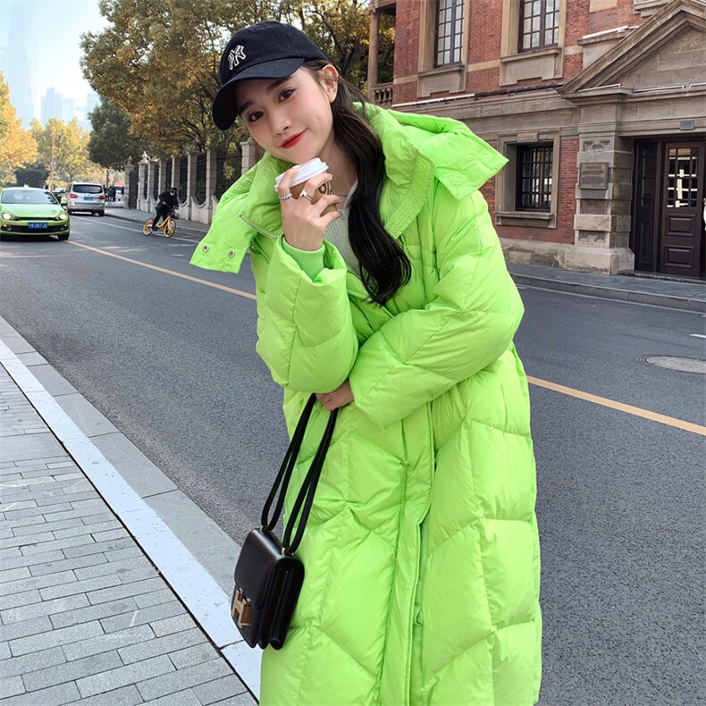果绿色羽绒服女长款冬季新款韩系高级感加厚90白鸭绒面包服外套，女装羽绒服，浙宝182A