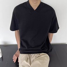黑色