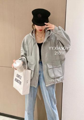 妍妍香衣舍21016。韩版连帽休闲刺绣外套,女装,香衣舍