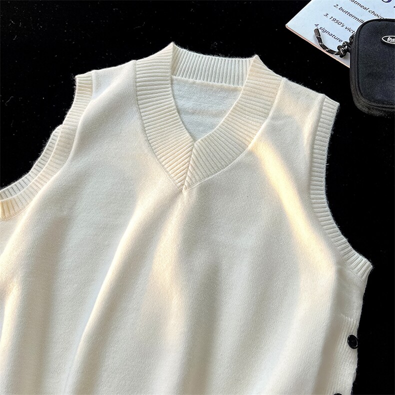 春秋季针织马甲搭配衬衫叠穿设计感V领毛衣日系慵懒背心9099P58，男装背心/马甲，电商B312