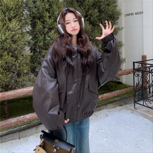 棕色羊羔毛领pu皮羽绒服外套女秋冬2025新款短款机车服夹克上衣图片