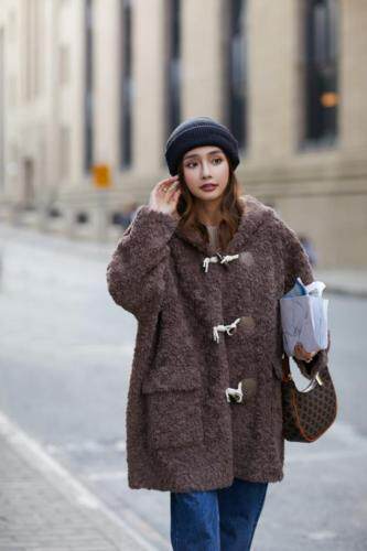 皮毛一体颗粒绒帽子款减龄现货，女装，是爱 SHI AN