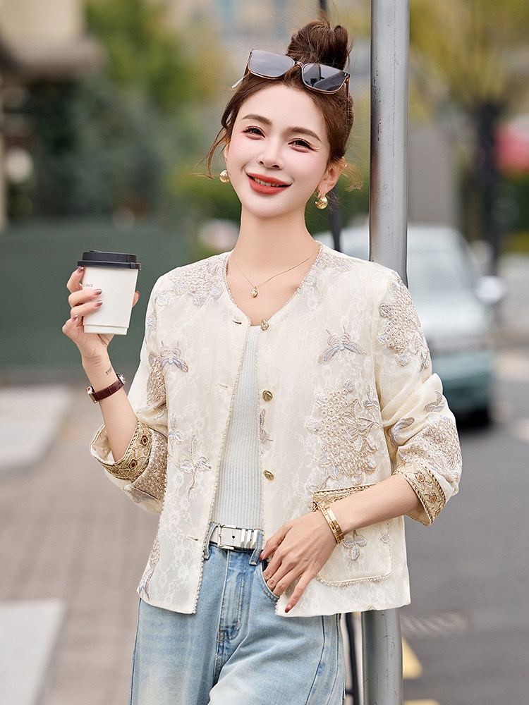 闺舍2025春季新款女装新中式国风缎面外套高级感禅意圆领印花上衣,女装防晒衣,妙形