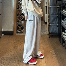 灰色