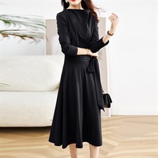 现货-2023秋季新款时尚气质显瘦大摆连衣裙，女装连衣裙，新思路