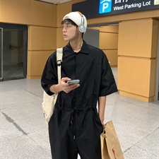 军绿色