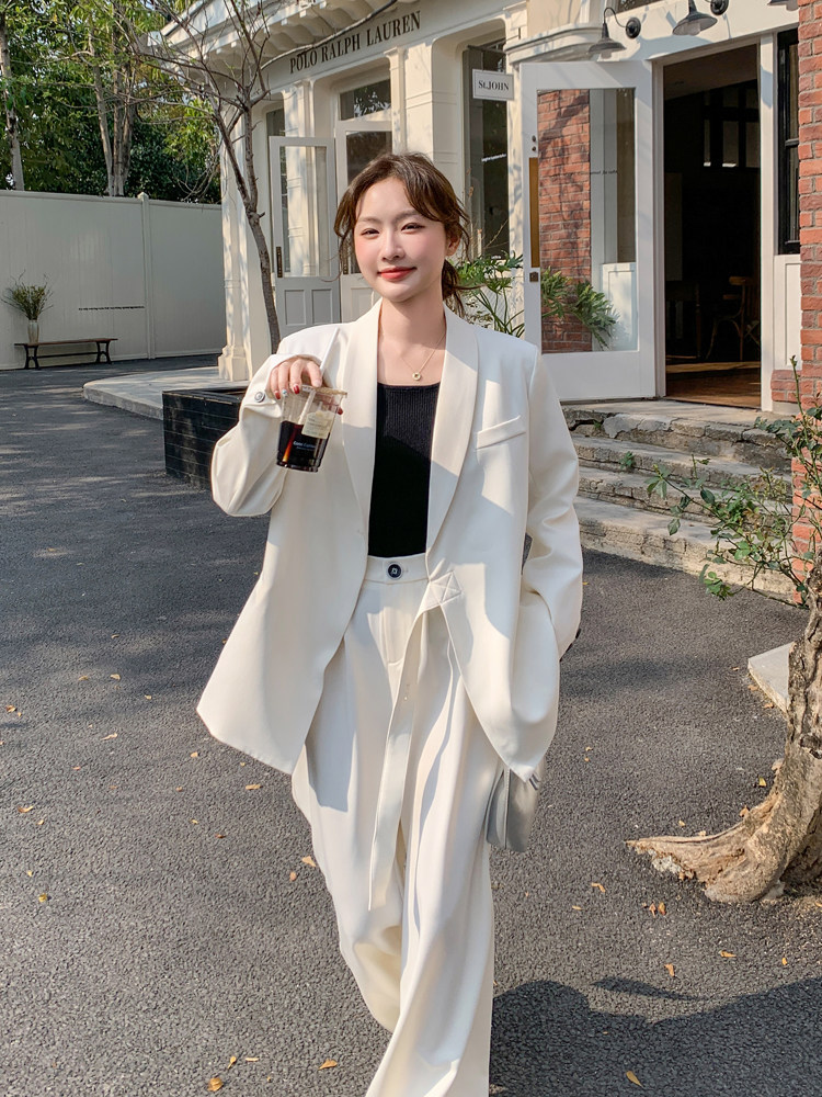 白色休闲西装套装女春季2026超火减龄轻奢高级感气质阔腿裤两件套,女装套装/套裙,浙宝128A