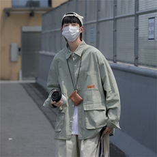 浅绿色