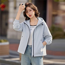 小个子短外套女2026年春季休闲风女士短款25-29周岁连帽，女装短外套，悦祺