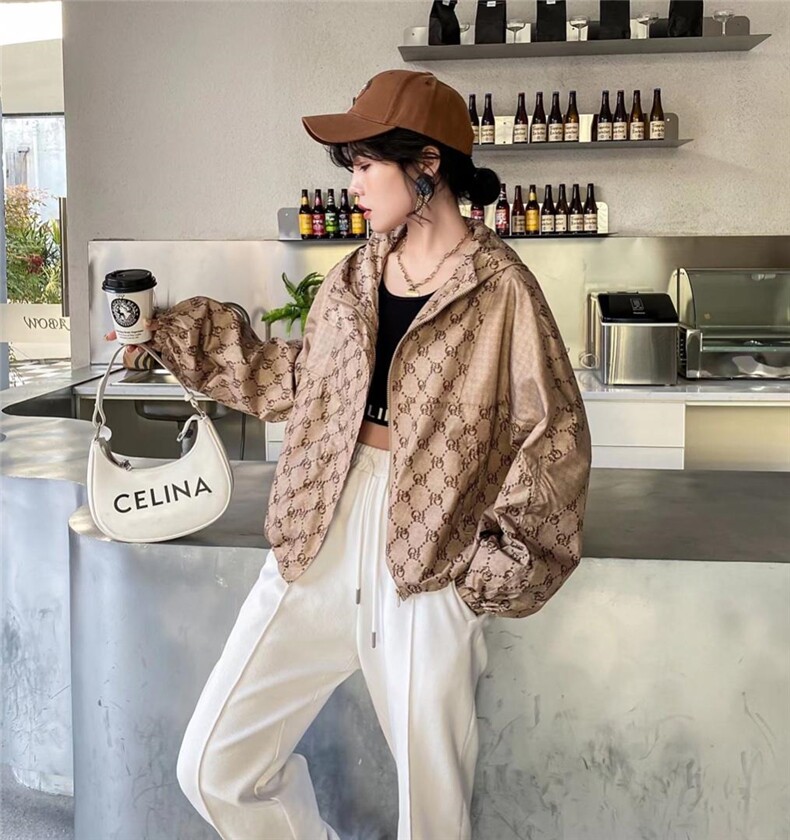 初夏短款薄防晒服,女装其它,火红