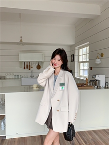 春现 浅色系简约贴标西装外套B190-5023-K178-P130图片
