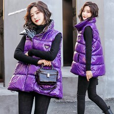 2025年冬季新款时髦暖冬时尚短款棉马甲拉链连帽，女装马甲，卡杰菲