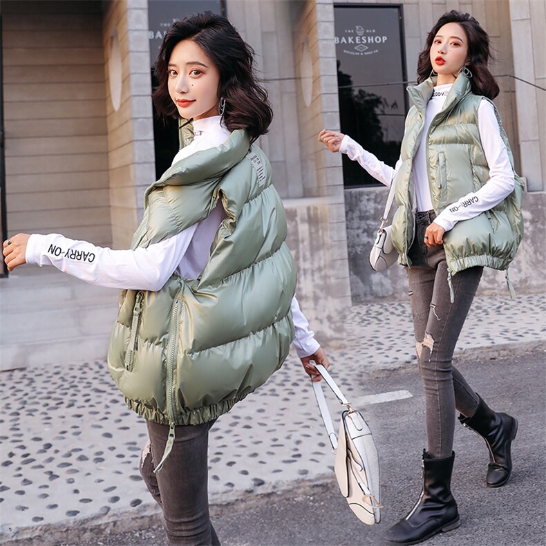 2024冬装新款女式羽绒棉马甲韩版外搭亮面坎肩加厚宽松显瘦外套，女装马甲，时尚俏佳人