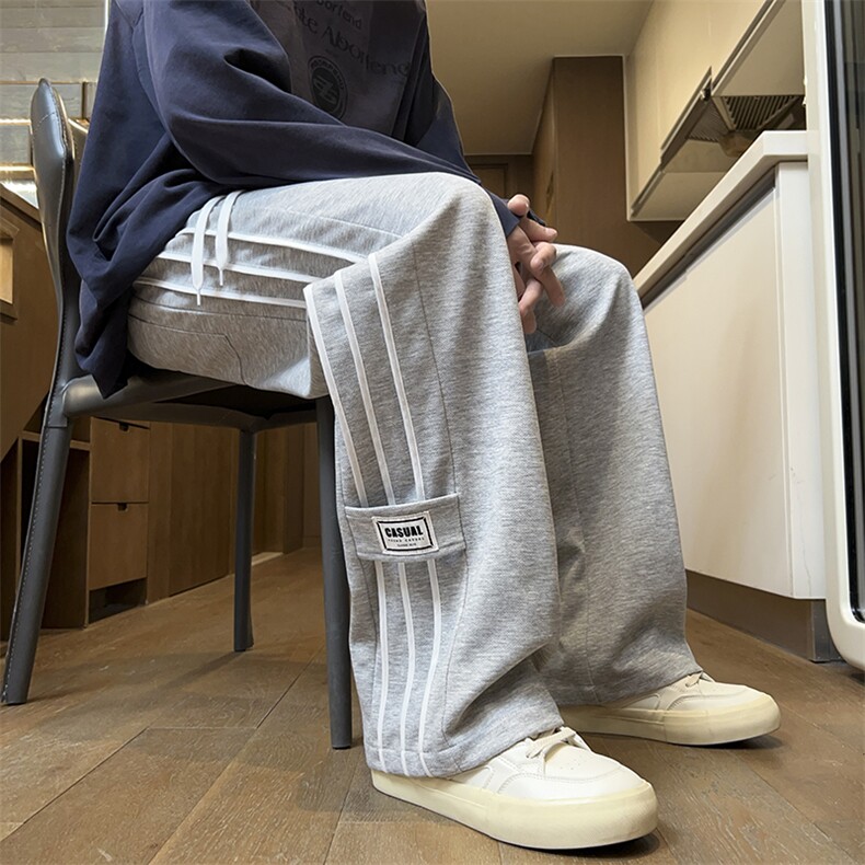 模特-春秋条纹直筒垂感阔腿裤拖地休闲裤8060-P38，男装休闲裤，电商B380（原B361）