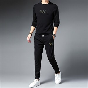 春秋季时尚圆领套装男休闲运动服中青年长袖印花T恤两件套男装图片