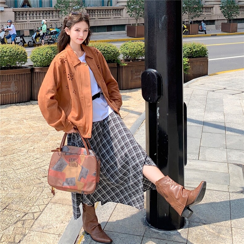 韩版美拉德精致烧花镂空花朵polo领麂皮绒拉链外套女秋夹克棒球服图片