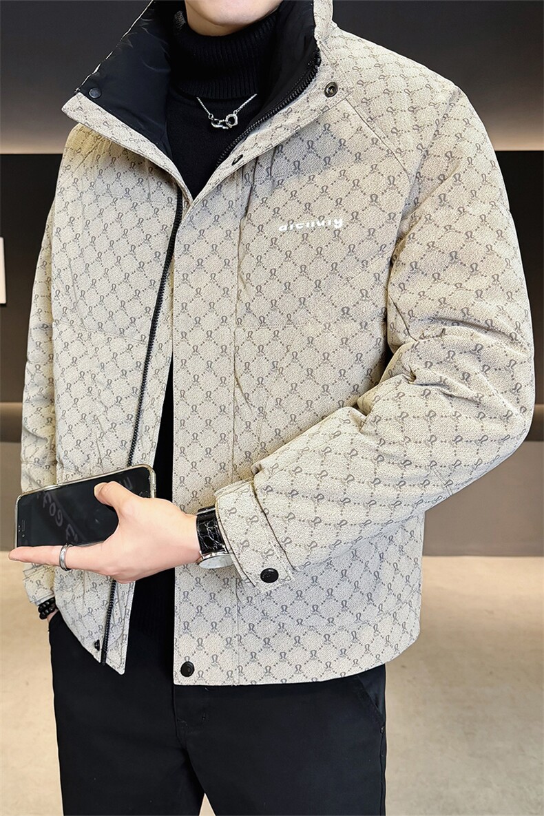 标50绒店主风2025新款男士印花立领羽绒服9819-P215(控券后298),男装羽绒服,电商B338