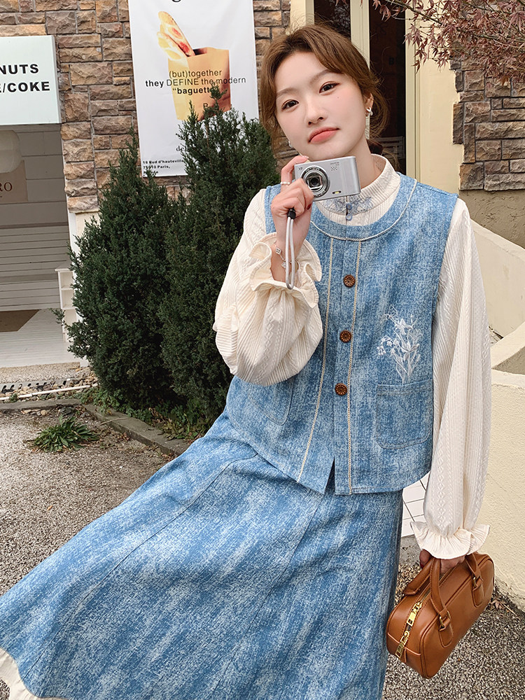 春天小清新开春穿搭牛仔套装裙女2025新款刺绣马甲半身裙三件套装,女装套装/套裙,浙宝305