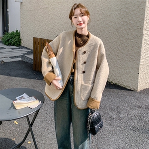 皮毛一体小香风羊羔绒外套女2025新款秋冬小个子加厚短款毛毛棉服图片