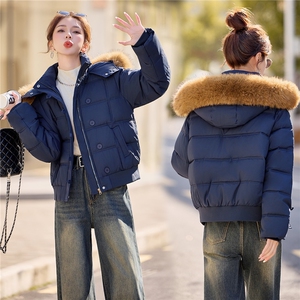 现货2025冬装新款棉衣保暖加厚修身显瘦夹克棉服大毛领连帽时髦图片