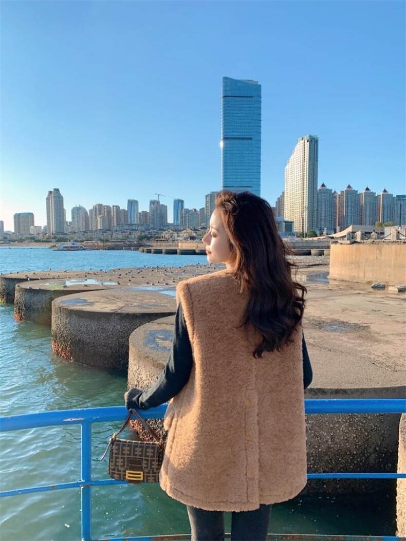 皮毛一体马甲，女装马甲，唯品