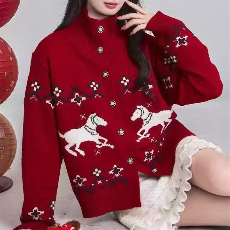 2026年秋季时尚百搭双马刺绣立领开衫，女装针织衫/毛衣，萱芳婷羊绒