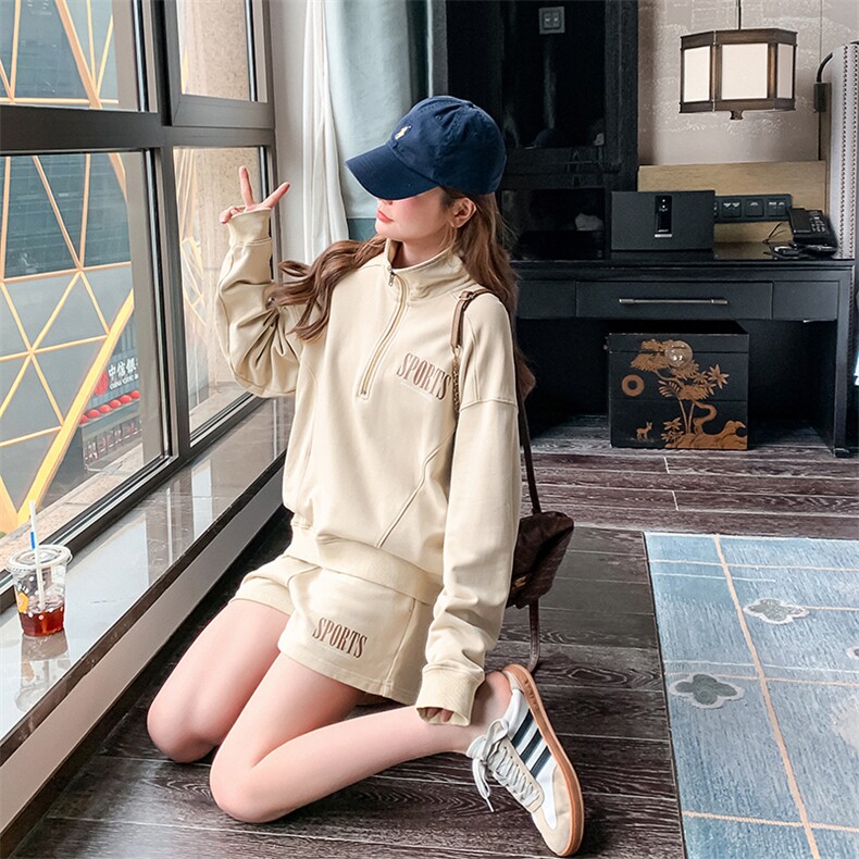 韩系休闲运动风卫衣套装女2025春季新款学院风减龄阔腿短裤两件套图片