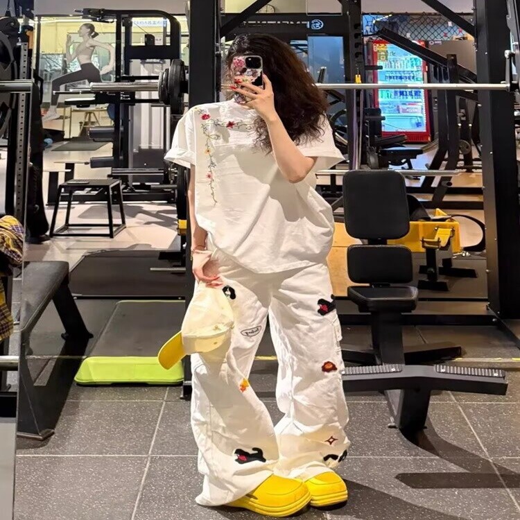 设计感刺绣小狗白色裤子女牛仔美式宽松阔腿直筒休闲工装裤,男装工装外套,星座218-8