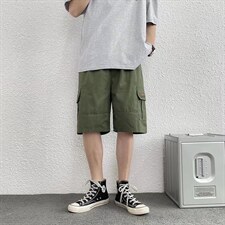 军绿色
