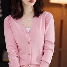 2025新款宽松大码V领外搭长袖毛衣针织开衫女春季纯色上衣女薄款，女装针织衫/毛衣，阁惠羊绒