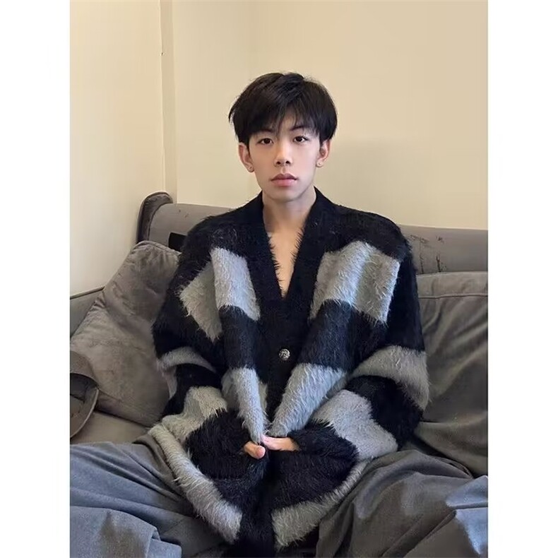 cleanfit仿貂毛毛衣男冬季韩版撞色条纹慵懒风V领开衫针织外套,男装针织衫/毛衣,星座813-2